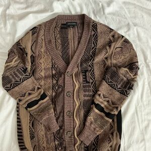 Men's Retro Look Tan and Black Patterned Cardigan